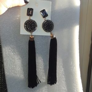 H &n Tassel  earrings black blue gold